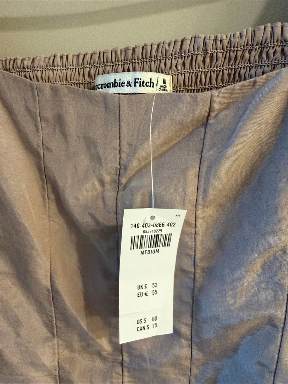 NWT Abercrombie and Fitch Women’s Square Neck Puff Sleeve Top